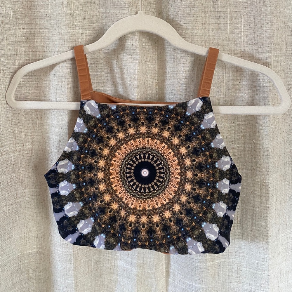 4 way reversible athletic crop top